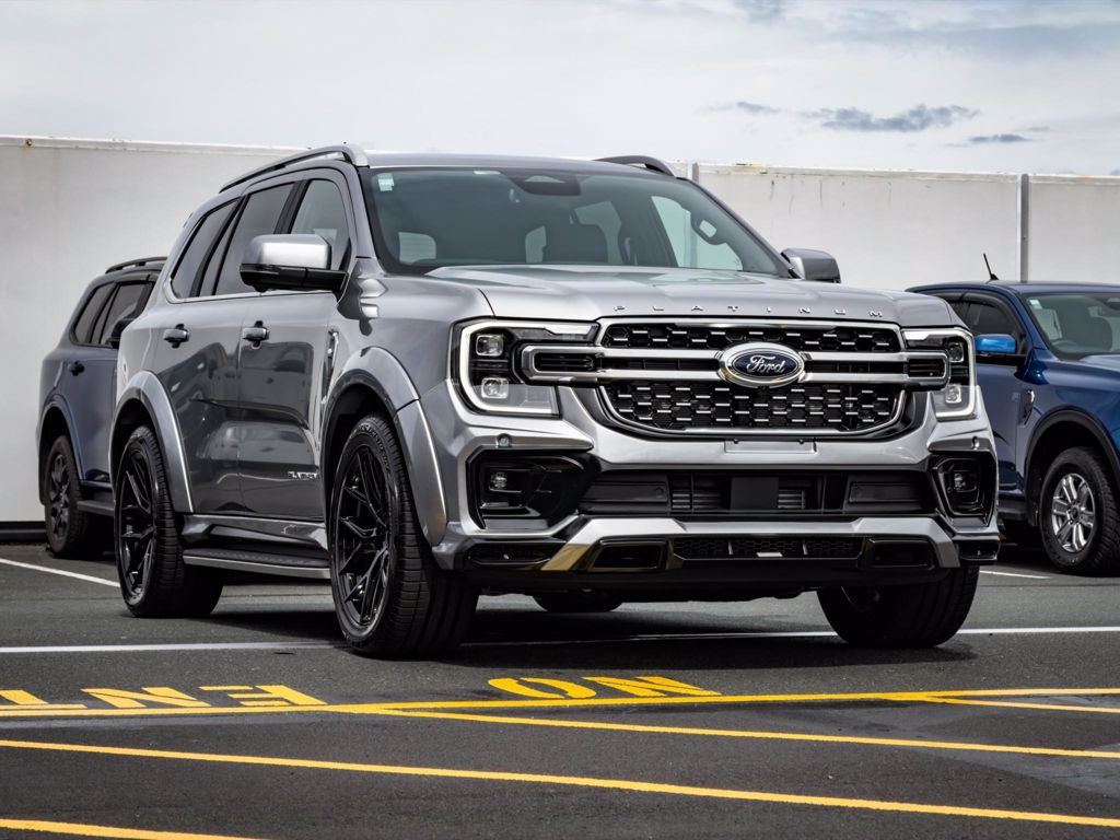 Shelby Everest Front